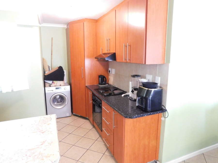 3 Bedroom Property for Sale in Whispering Pines Western Cape